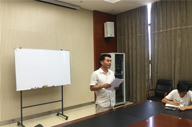 基泰園林綠化公司組織技術(shù)人員進行專業(yè)技能培訓(xùn)