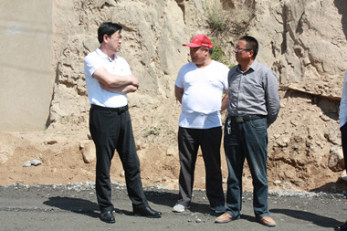 基泰各公司組織“夏送清涼”慰問活動