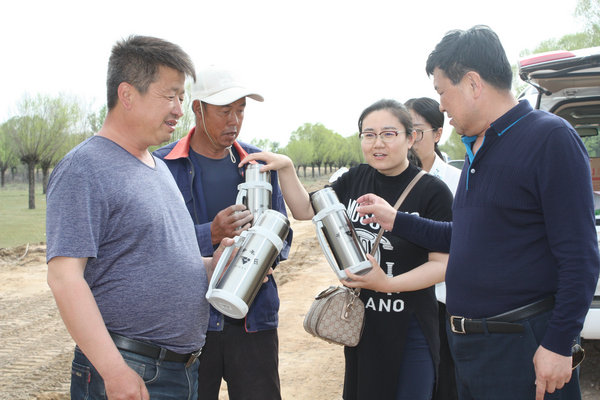 一聲辛苦了！溫暖你的心~ 集團(tuán)各單位開展慰問一線勞動者活動