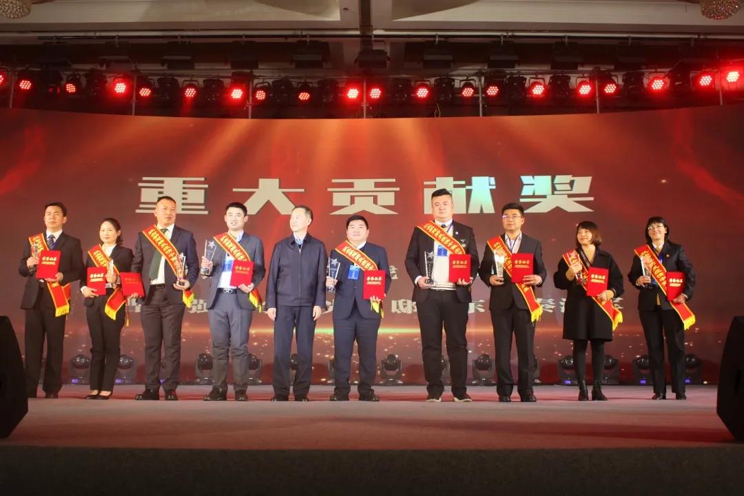 李亞光——抗擊新冠肺炎疫情“重大貢獻(xiàn)”獎！