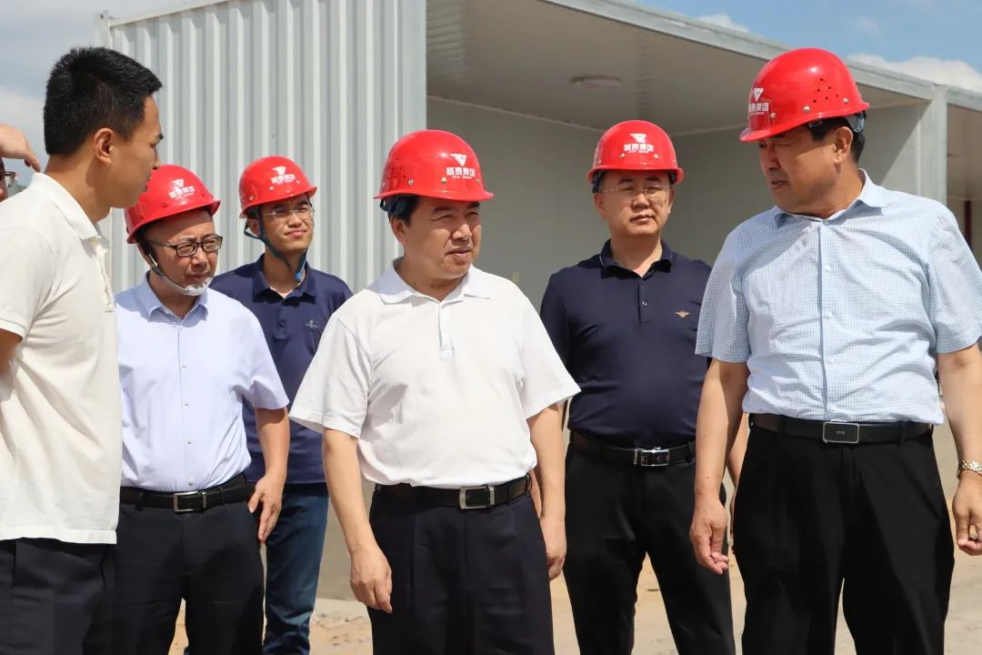 榆林市政協(xié)主席劉春橋督導(dǎo)調(diào)研體育運(yùn)動(dòng)中心項(xiàng)目生態(tài)環(huán)境保護(hù)工作